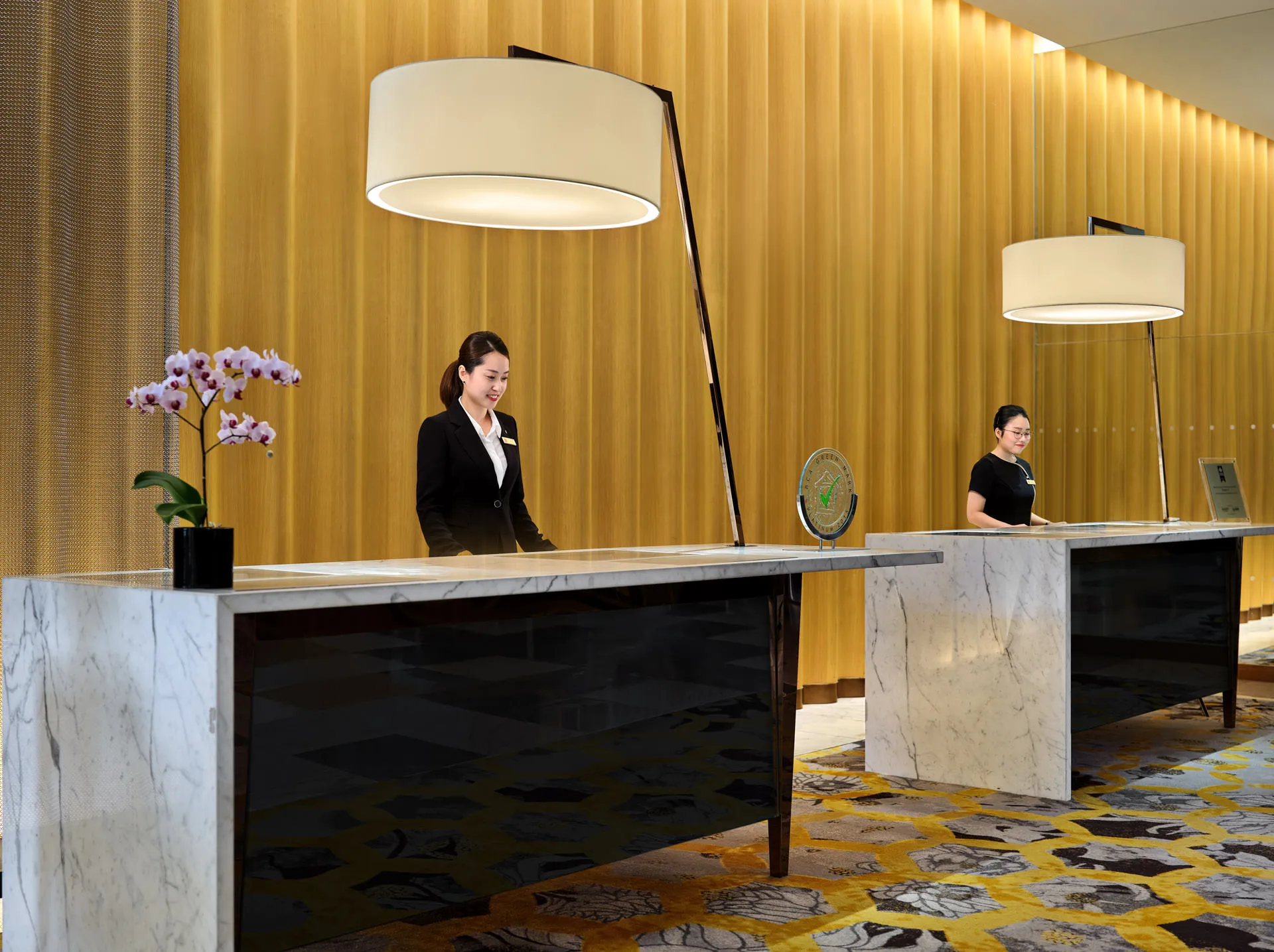 Grand-Copthorne-Waterfront-Hotel-Singapore-Front-Desk-1