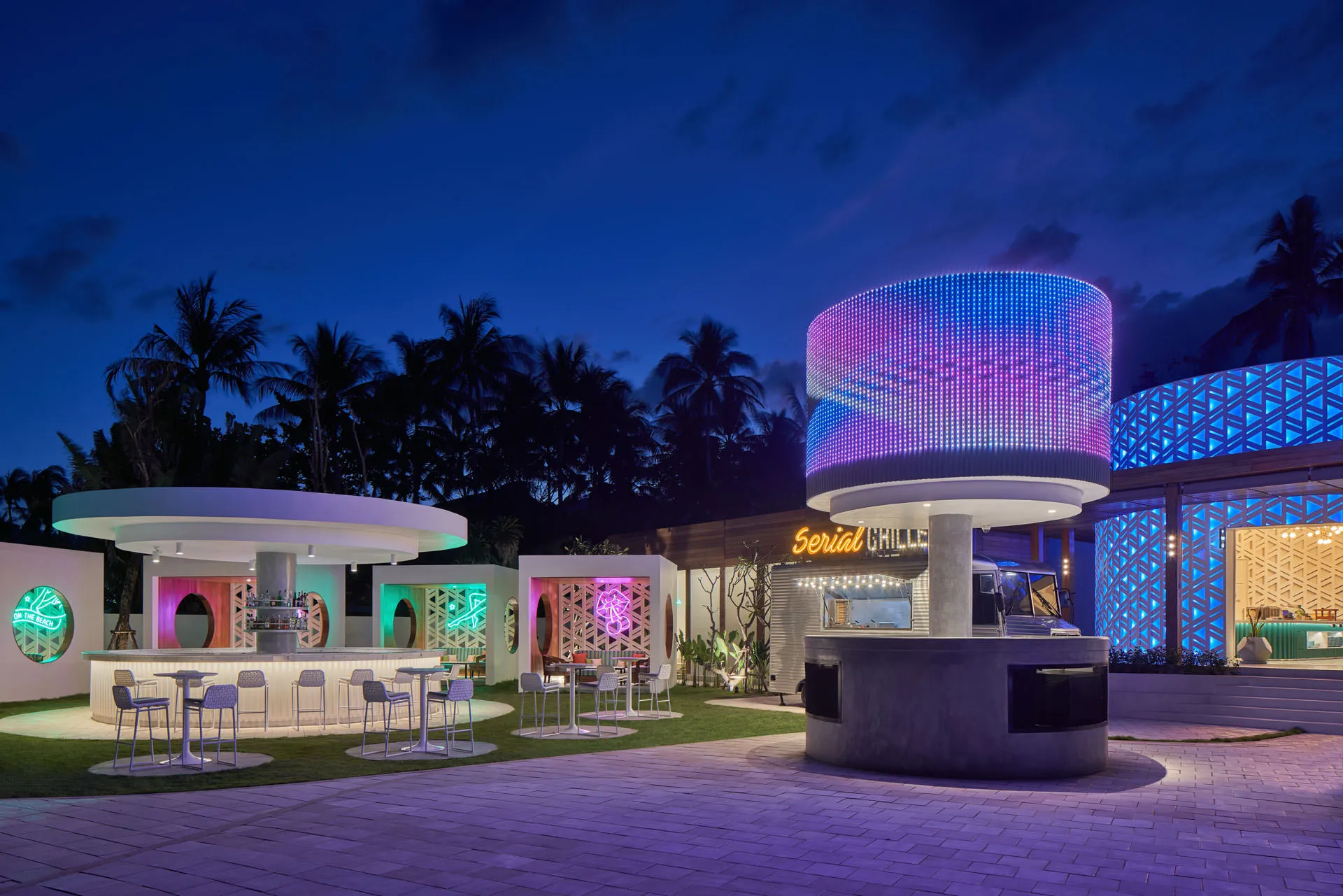 Seen-Beach-Club-9-DJ-Booth-Night-1