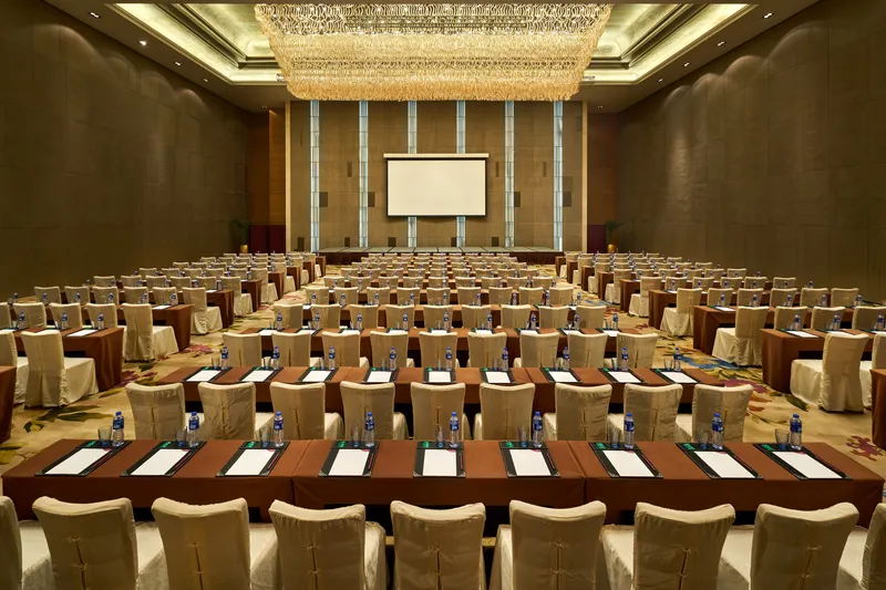 Crowne Plaza Xian Ballroom Classroom Setup